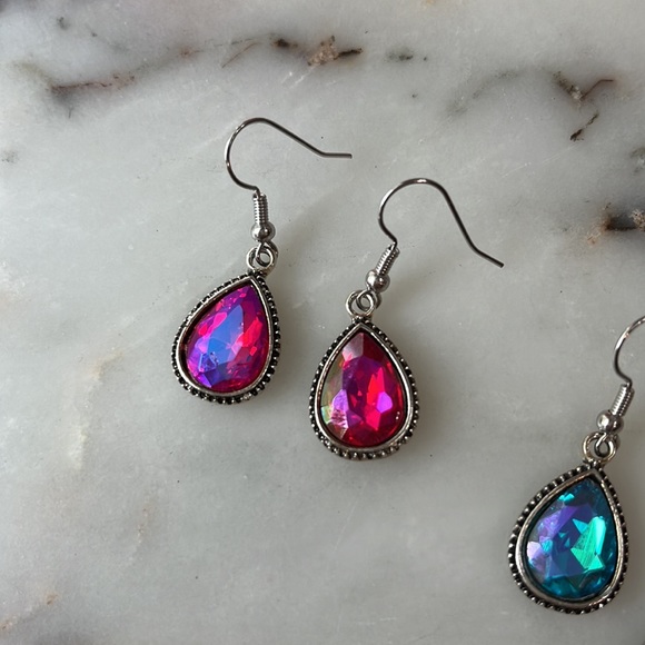 NWT 2 pair Nickel Free Hypoallergenic Fish Hook Earrings - Picture 3 of 6